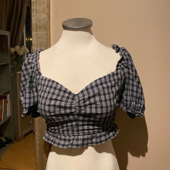 Flannel fabric crop top - Picture 2 of 5